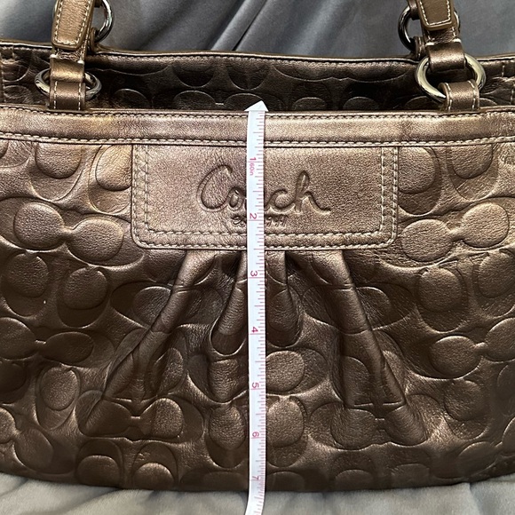Coach Metallic Large Tote with Dust Bag • Embossed Monogram Coach • Gold Bronze - Picture 13 of 16